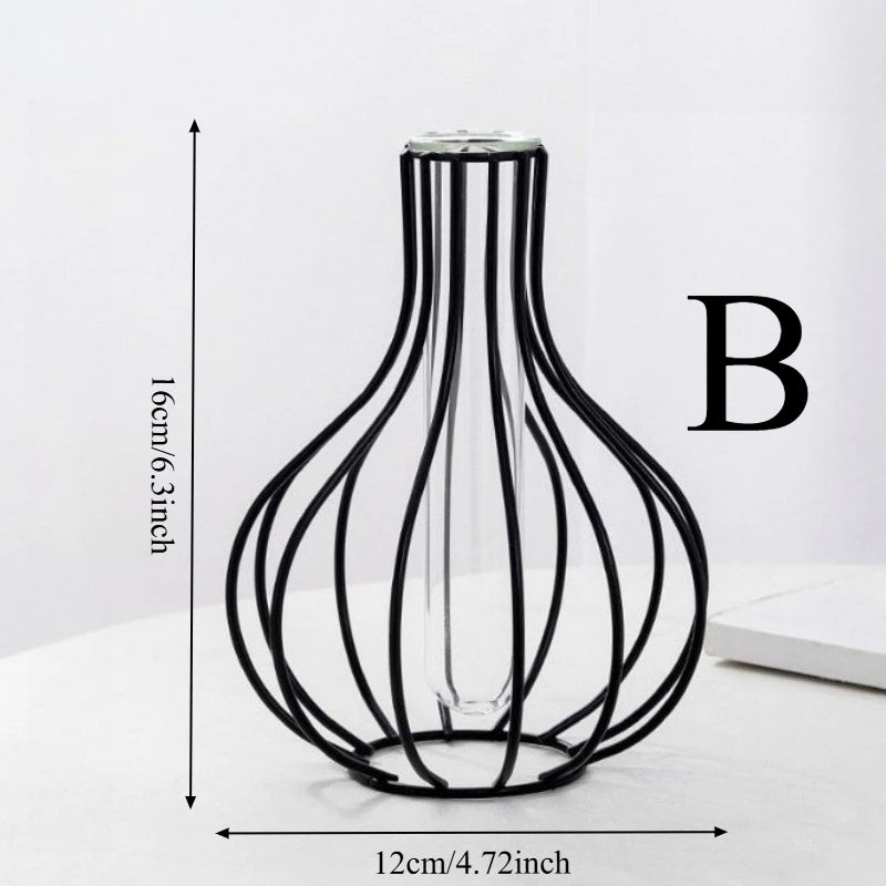 Vase Minimaliste Contemporain en Metal