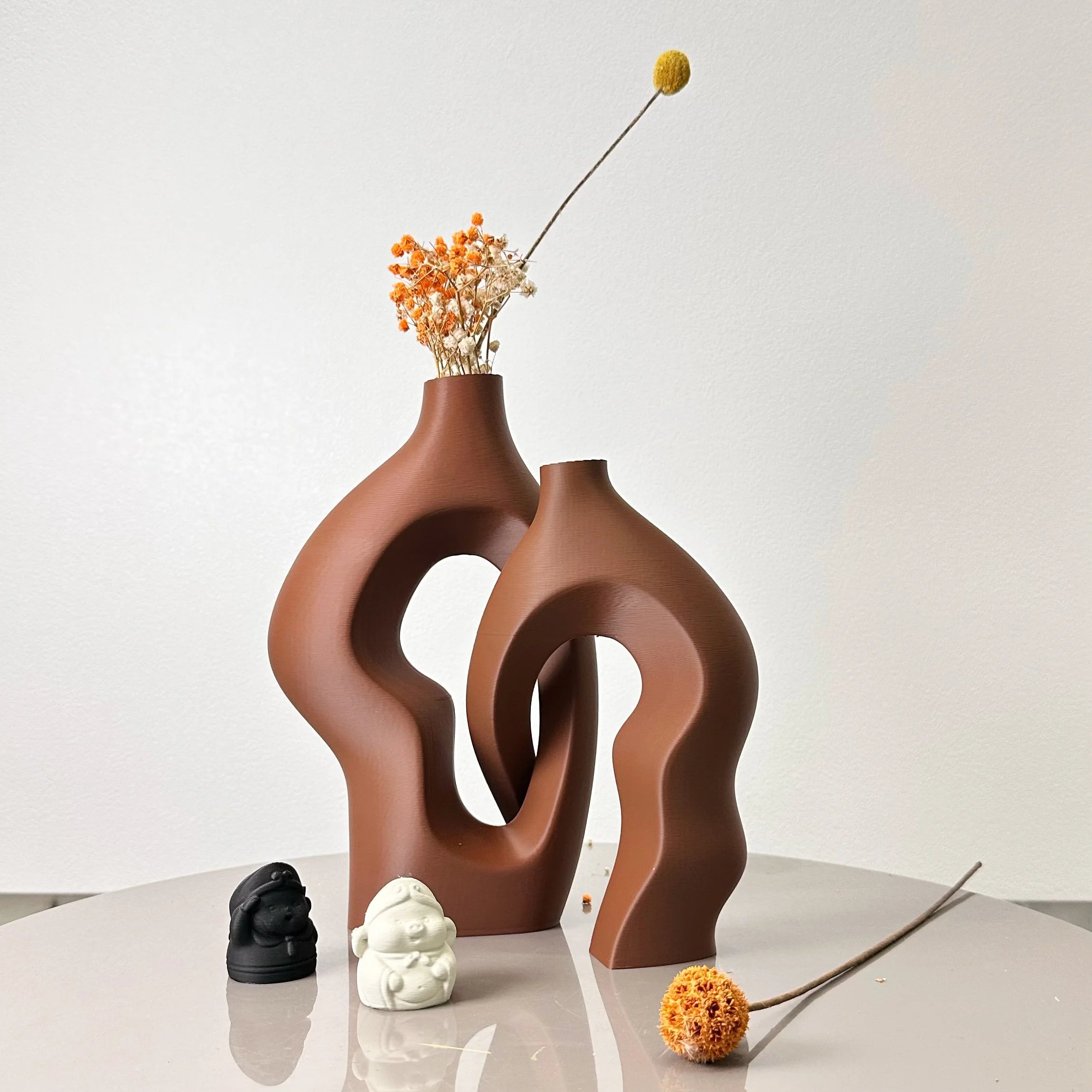 Set de Deux Vases Torsadés Moderne Artistiques en Plastique