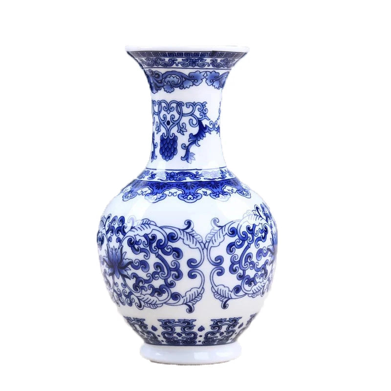 Vase Traditionnel Chinois Bleu et Blanc en Porcelaine