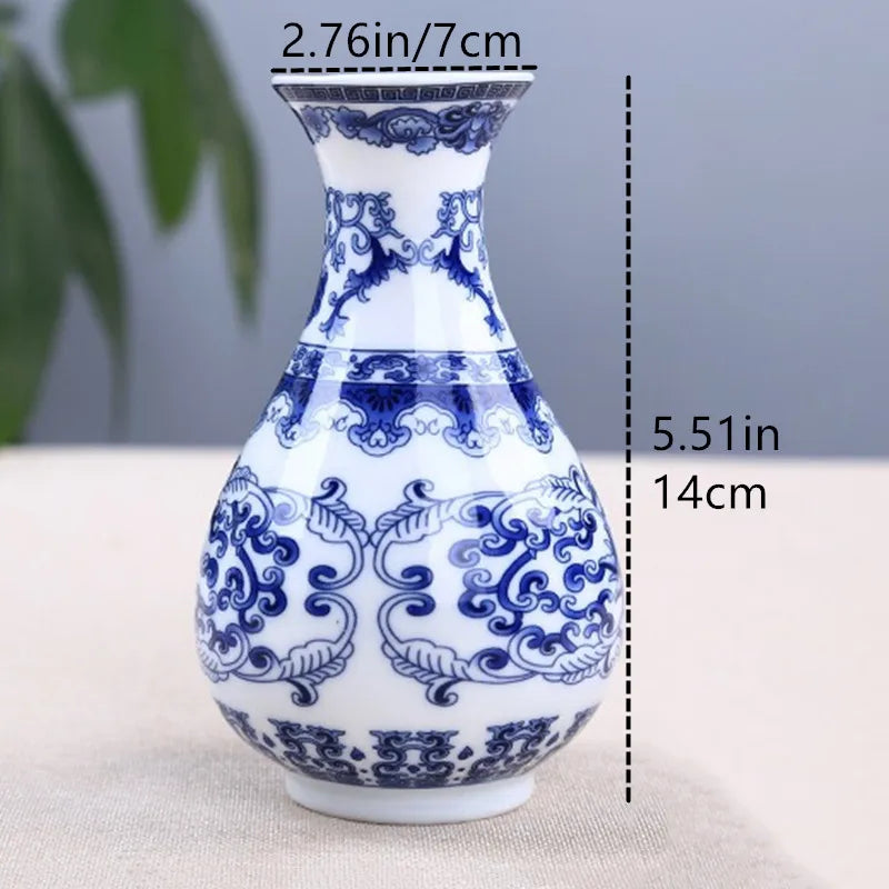 Vase Traditionnel Chinois Bleu et Blanc en Porcelaine